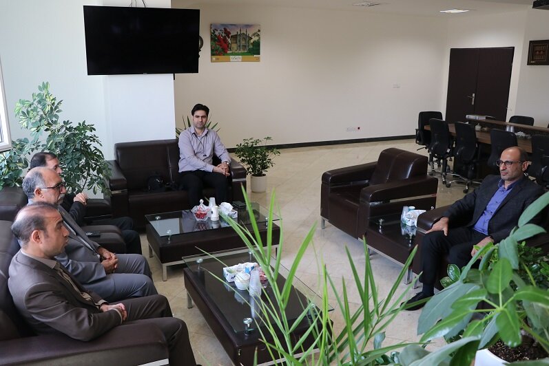 نقش راهبری بیمه ایران در ارتقای فرهنگ بیمه‌ای خراسان شمالی