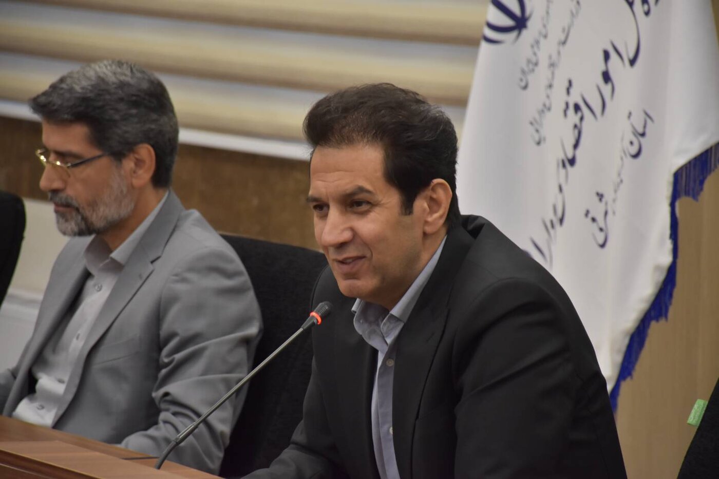 اخلاق مداری سرلوحه کارهای اداری