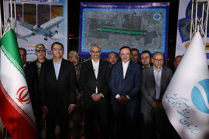 آیین بهره برداری از پروژه های زیر ساختی فرودگاه کیش با حضور وزیر اقتصاد