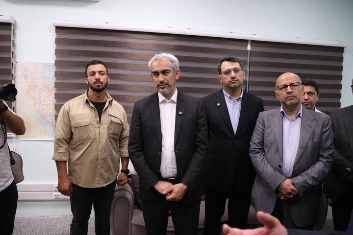 آیین بهره برداری از پروژه های زیر ساختی فرودگاه کیش با حضور وزیر اقتصاد