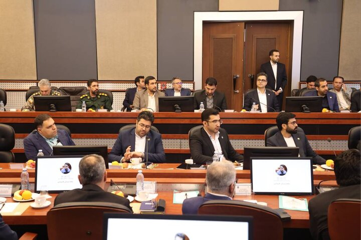 بیست و نهمین جلسه شورای معاونین و مدیران سازمان منطقه آزاد کیش