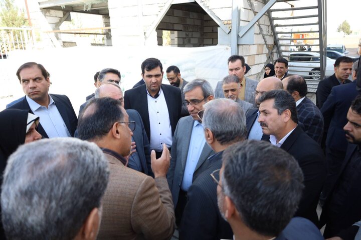 ️عملیات اجرایی نیروگاه های خورشیدی شهرک صنعتی چرم‌شهر  نخستین شهرک صنعتی بدون خاموشی