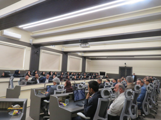 استان فارس- نشست سرپرست با کارکنان اداره کل استان فارس