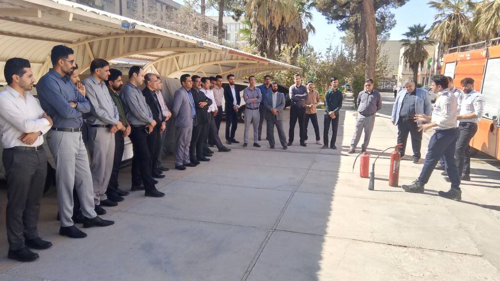برگزاری رزمایش تخصصی پدافند غیرعامل در حوزه ایمنی و اطفای حریق اداره کل امور اقتصادی و دارایی سیستان و بلوچستان