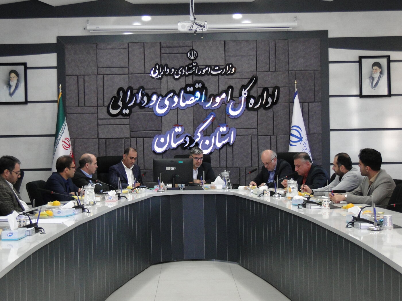 27هزار و 883 میلیارد ریال از درآمدهای استان کردستان در 7 ماهه نخست امسال در کردستان  وصول شد.