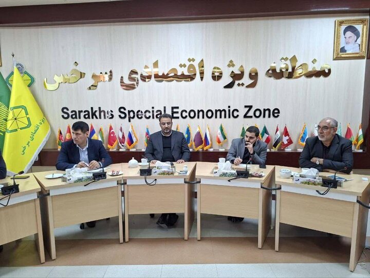 توسعه کشور از مناطق آزاد عبور می‌کند/ مدیریت مناطق آزاد و ویژه موظف است منوی سرمایه‌گذاری تهیه کند