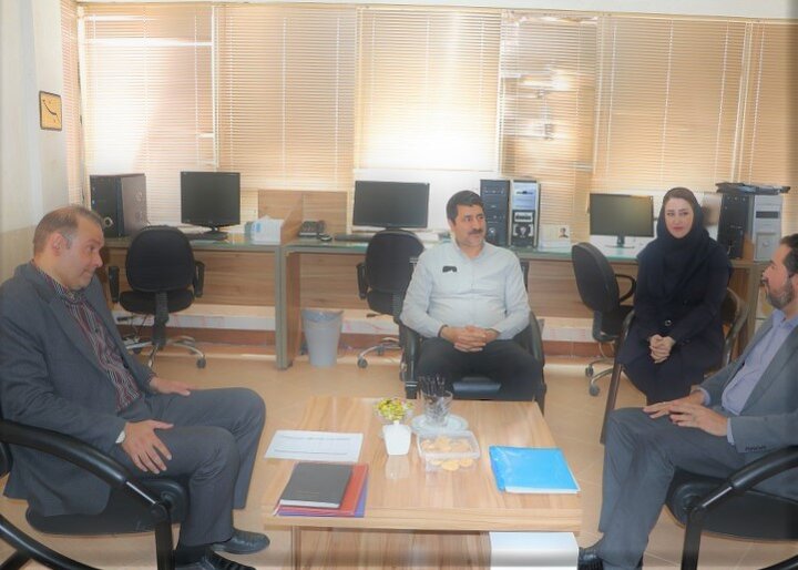 استفاده از ظرفیت بانکداری شرکتی برای توسعه همکاری‌ها با شرکت‌ها و صنایع بزرگ