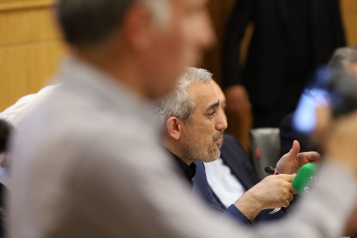 یکصد و سی و هشتیمن جلسه شورای گفت و گوی دولت و بخش خصوصی خراسان رضوی با حضور وزیر امور اقتصادی و دارایی