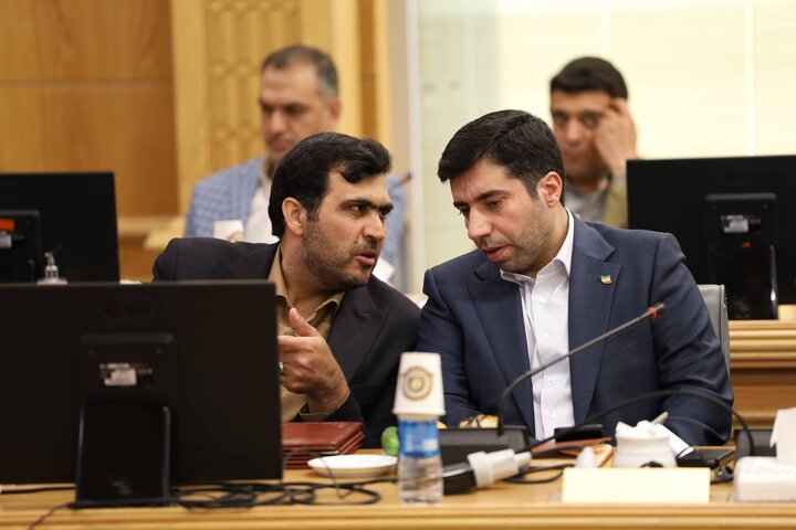 جلسه مجمع نمایندگان مجلس شورای اسلامی استان خراسان رضوی باحضور وزیراقتصاد