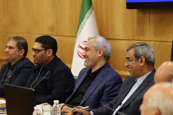 جلسه مجمع نمایندگان مجلس شورای اسلامی استان خراسان رضوی باحضور وزیراقتصاد