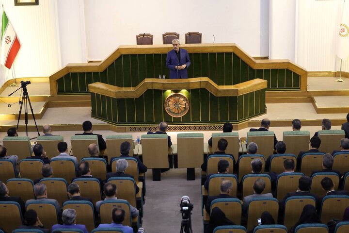 همایش بررسی عملکرد شش ماهه بانک ملی ایران با حضور سید علی مدنی زاده