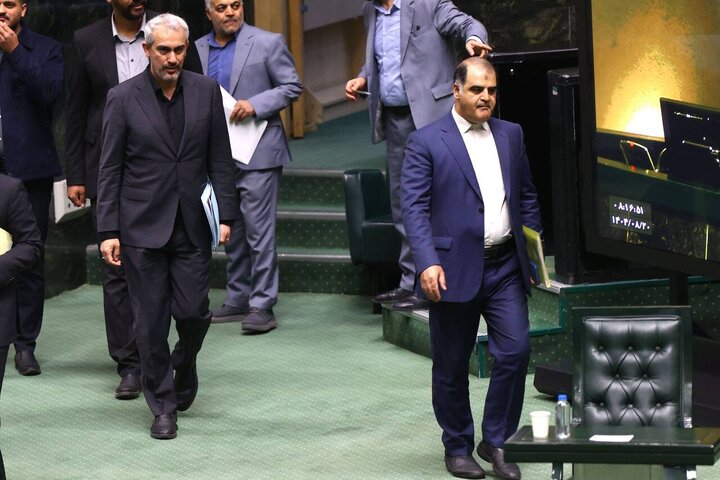 حضور وزیر اقتصاد در جلسه علنی مجلس شورای اسلامی