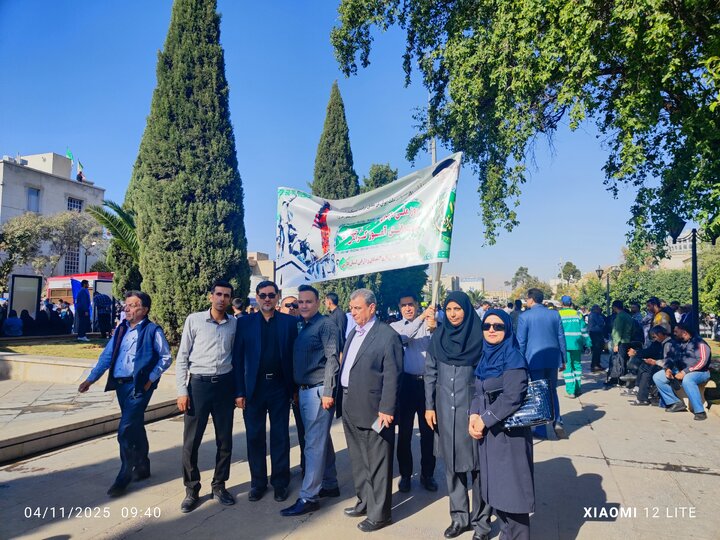 استان فارس - راهپیمایی 13 آبان