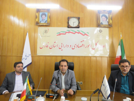 استان فارس - نشست صمیمی سرپرست با کارکنان