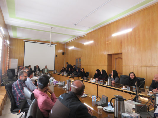 استان فارس - نشست صمیمی سرپرست با کارکنان