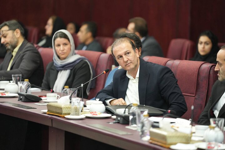 نشست سرمایه‌گذاران خارجی با سرپرست سازمان سرمایه گذاری