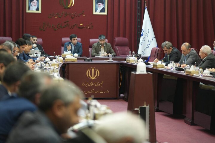 نشست سرمایه‌گذاران خارجی با سرپرست سازمان سرمایه گذاری