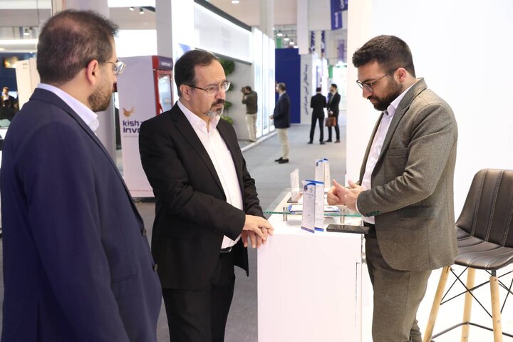 روز نخست غرفه وزارت امور اقتصادی و دارایی در نمایشگاه اینوکس 2025