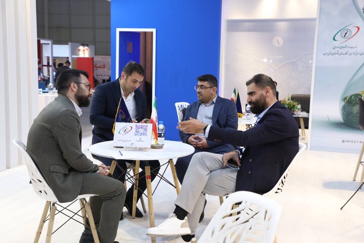 روز نخست غرفه وزارت امور اقتصادی و دارایی در نمایشگاه اینوکس 2025