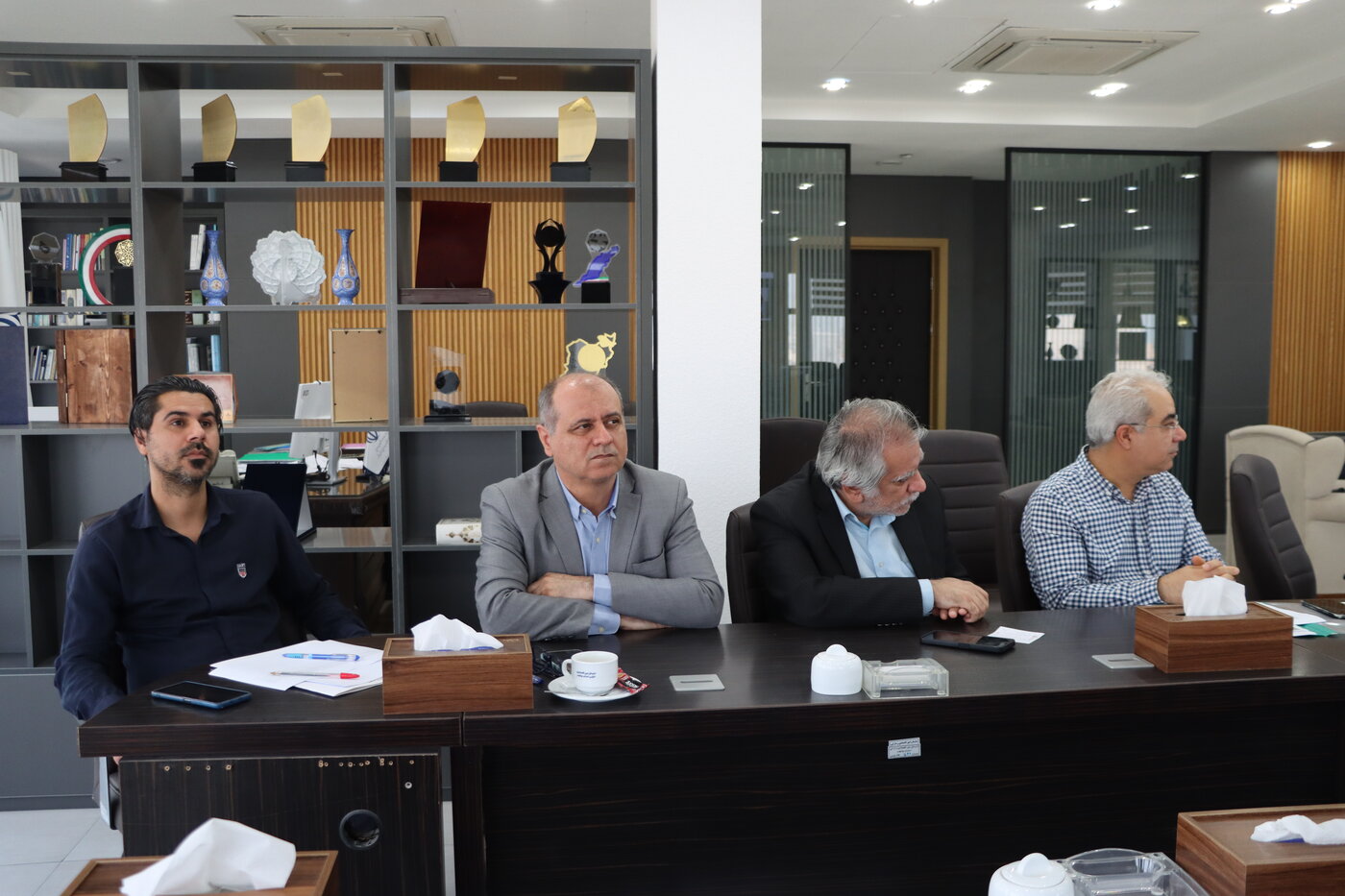 برگزاری دومین جلسه وبیناری کارگروه تبصره 8 ماده 10 قانون الزام به ثبت رسمی معاملات اموال غیرمنقول