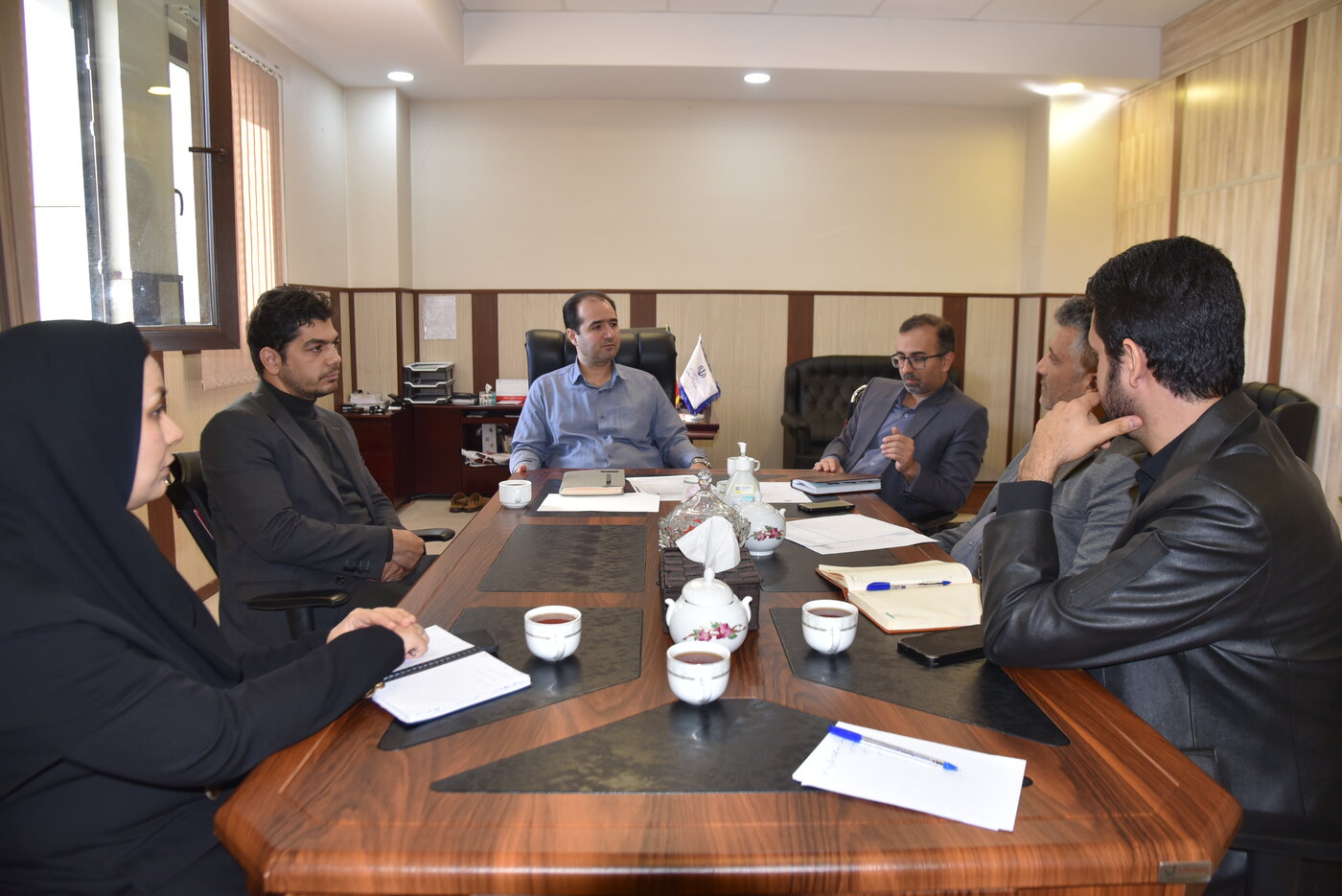 جلسه بسیج اداره کل امور اقتصادی و دارایی استان البرز به مناسبت هفته بسیج برگزار شد