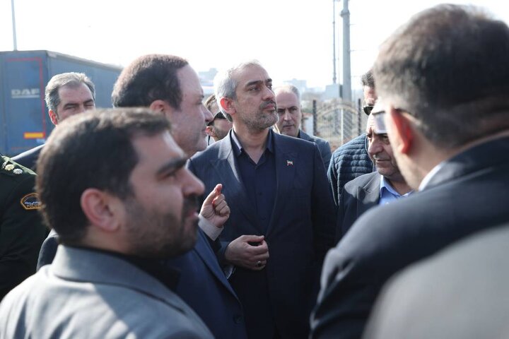 بازدید وزیر اقتصاد از اداره کل گمرک و پایانه مرزی جلفا