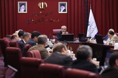 دیدار دکتر مدنی زاده با صاحب نظران اقتصادی و مدیریتی