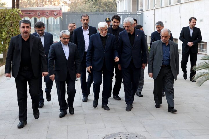 شورای معاونین با حضور عارف