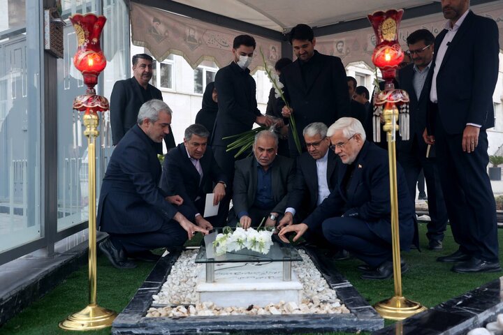 شورای معاونین با حضور عارف