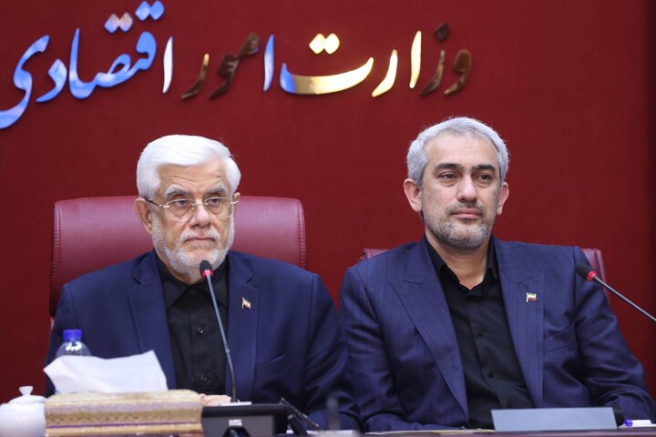 شورای معاونین با حضور عارف