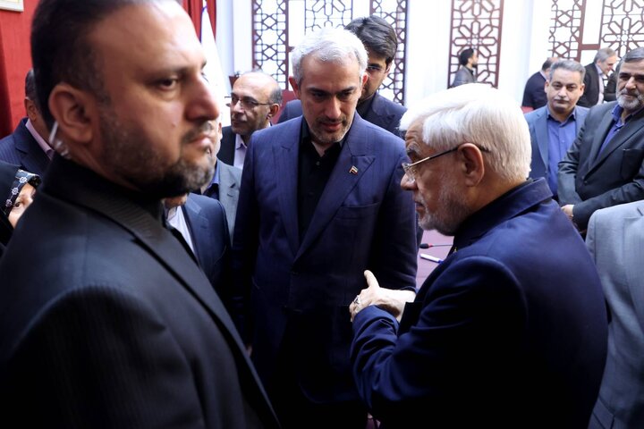 شورای معاونین با حضور عارف