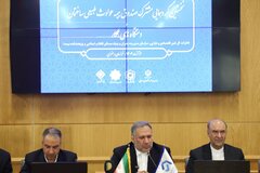 مدیران نباید خود را محصور به دایره اطراف کنند