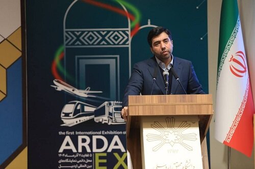 تلاش می‌کنیم تا آژانس‌های جذب سرمایه‌گذاران خارجی را راه‌اندازی کرده و شرایط بهتری را در جذب سرمایه‌گذاری‌های خارجی شاهد باشیم