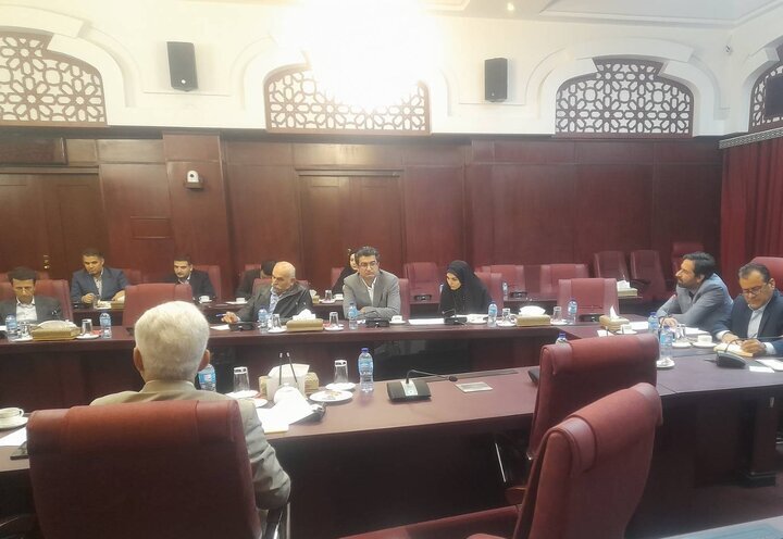 بررسی مشکلات تامین مالی پروژه‌های پتروشیمی و پالایشی منطقه ویژه اقتصادی انرژی پارس در نشست رئیس مرکز ملی تامین مالی