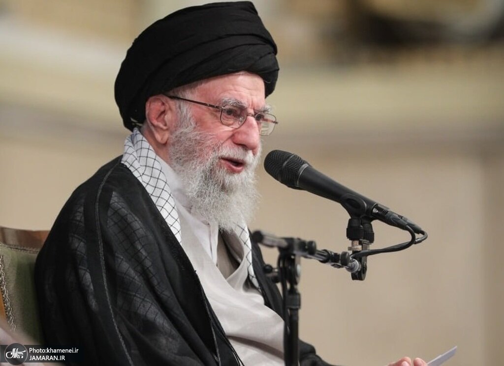 رهبر انقلاب: در برابر دشمن همه با هم باشیم، همانند جنگ ۱۲ روزه