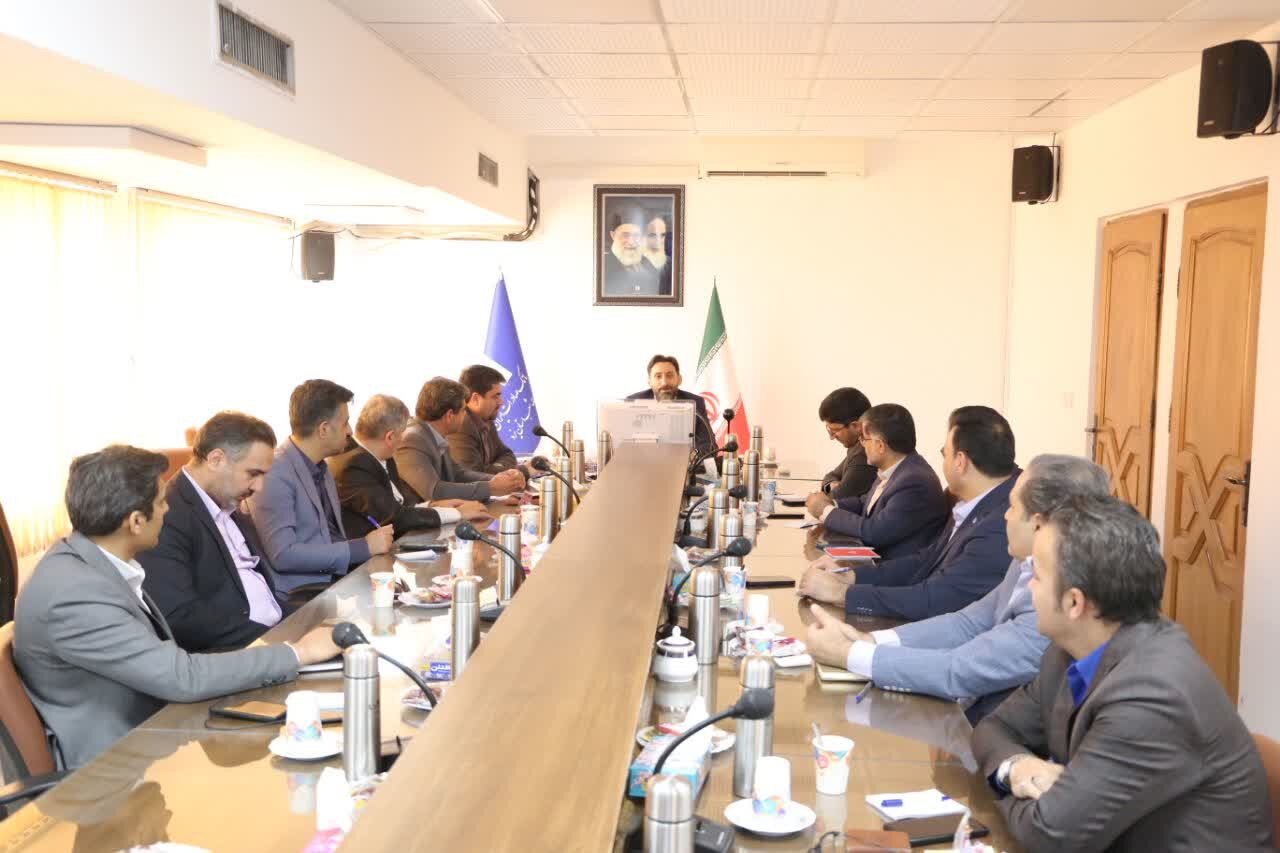 نشست روابط عمومی بانک ها و دستگاههای تابعه وزارت اقتصاد در استان یزد برگزار شد
