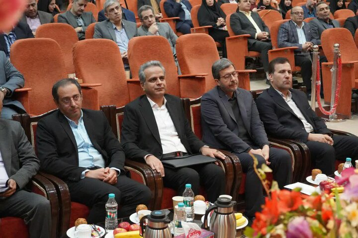 همایش روز حسابدار اصفهان