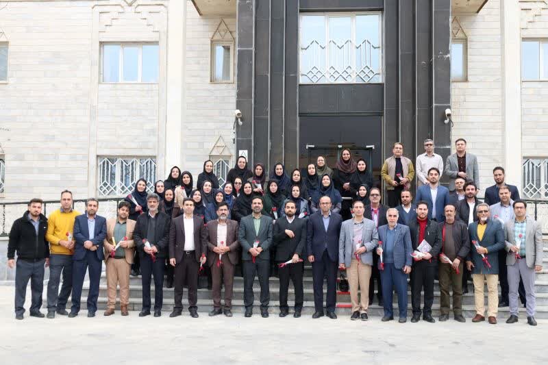 جشن ولادت حضرت فاطمه زهرا (س) در اداره کل امور اقتصادی و دارایی استان مرکزی برگزار شد