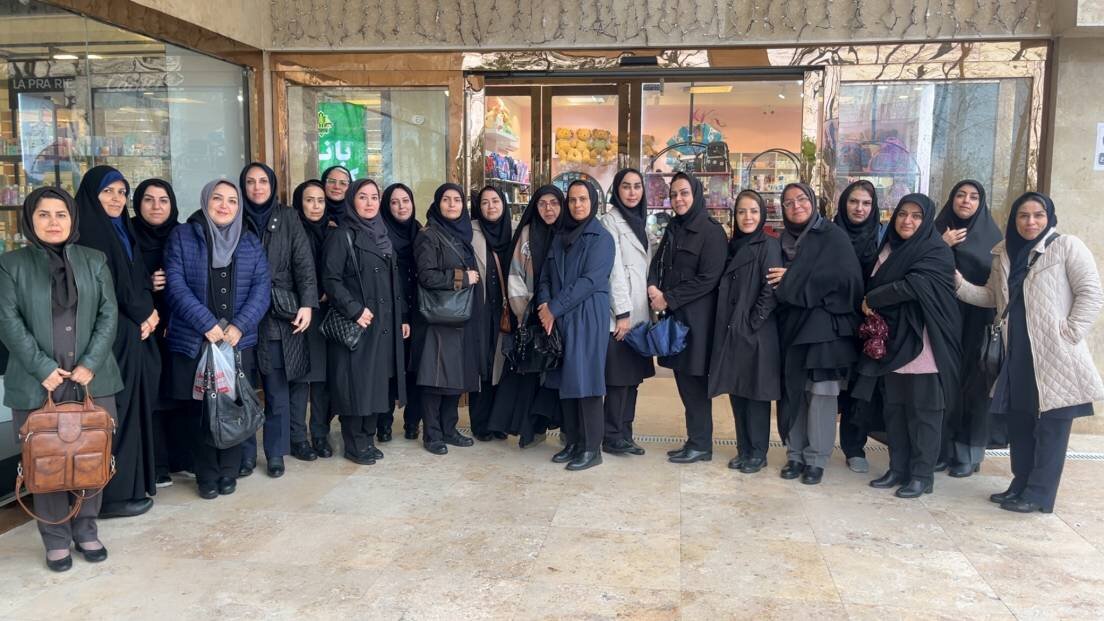 تقدیر از بانوان اداره کل اقتصادی و دارایی گیلان در هفته بزرگداشت مقام زن