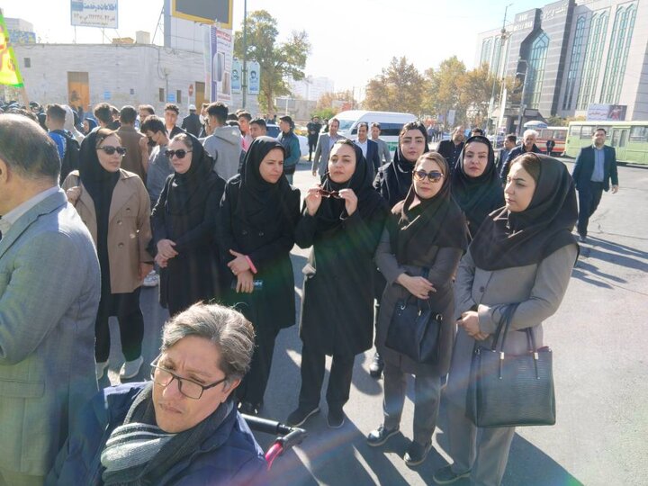 حضور گسترده کارکنان اداره کل در راهپیمایی استکبار ستیز ۱۳ آبان ماه ؛ نماد وحدت و انسجام ملت ایران .