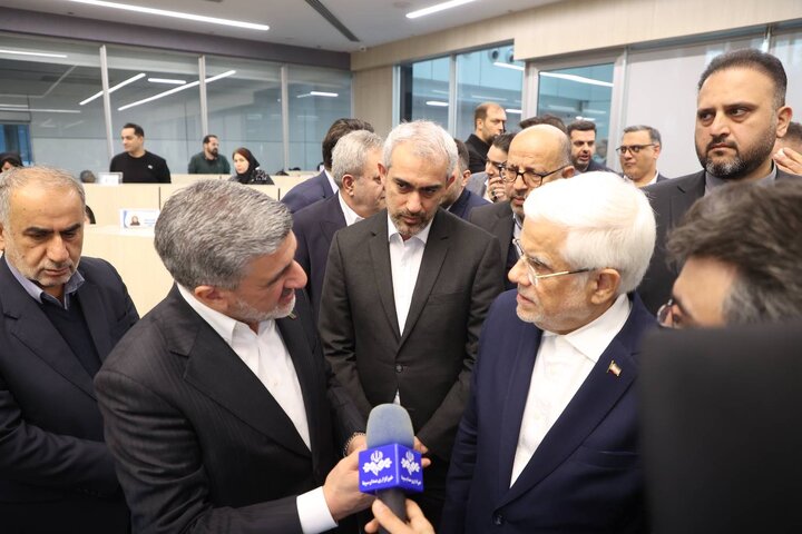 آیین نواختن زنگ معاملات بورس