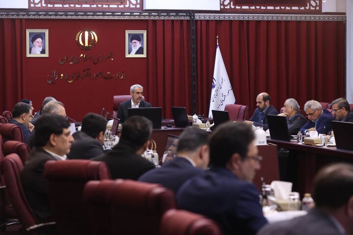 سومین جلسه کارگروه ملی تامین مالی تولید و زیرساخت ها