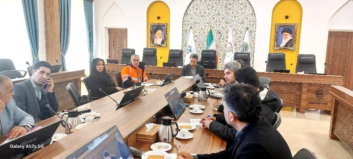 پیگیری رفع تنگناهای پیش‌روی سرمایه‌گذاران در آذربایجان‌غربی