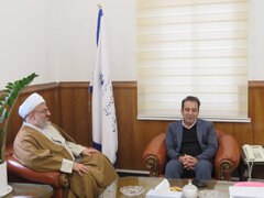 استان فارس- نشست سرپرست اداره کل امور اقتصادی و دارایی استان فارس با بازرسان دارالقرآن کل کشور