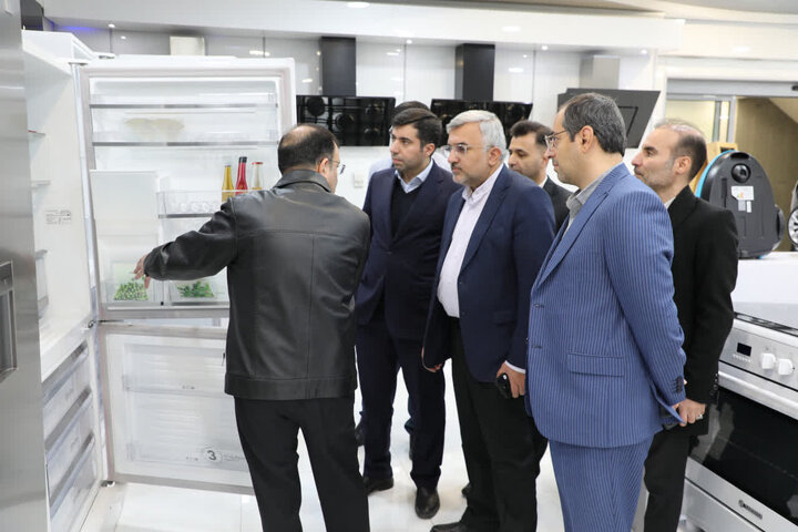 بازدید دکتر حیدری از گروه انتخاب اصفهان