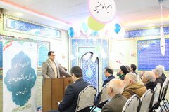 تکریم ارباب رجوع در اولویت کاری همکاران قرار گیرد