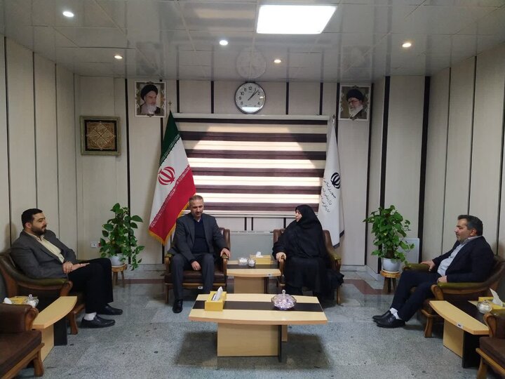 دیدار سرهنگ قاسمی، فرمانده پلیس فراجا در استان قم با مدیرکل امور اقتصادی و دارایی