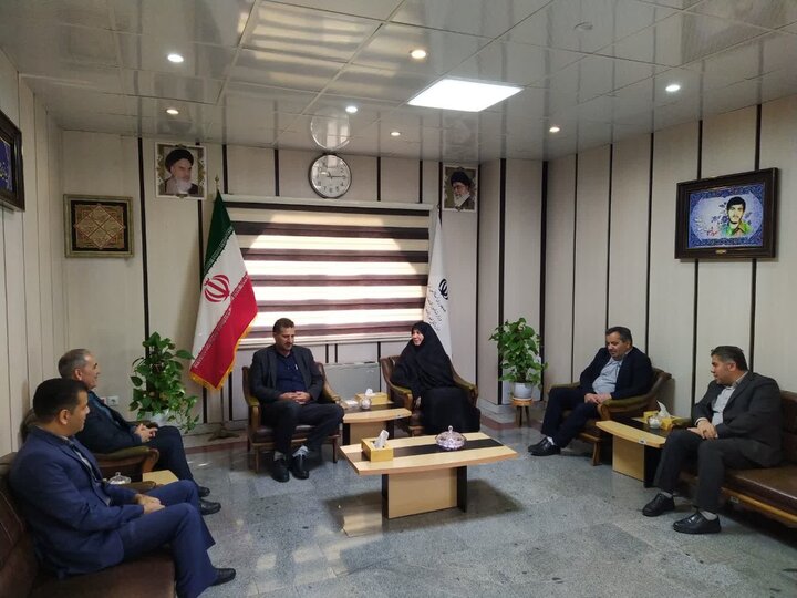 دیدار مدیر کل گمرکات استان با مدیرکل امور اقتصادی و دارایی