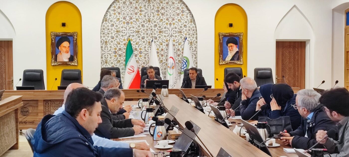 پایش و ارزیابی ١۶ طرح سرمایه‌گذاری در آذربایجان‌غربی