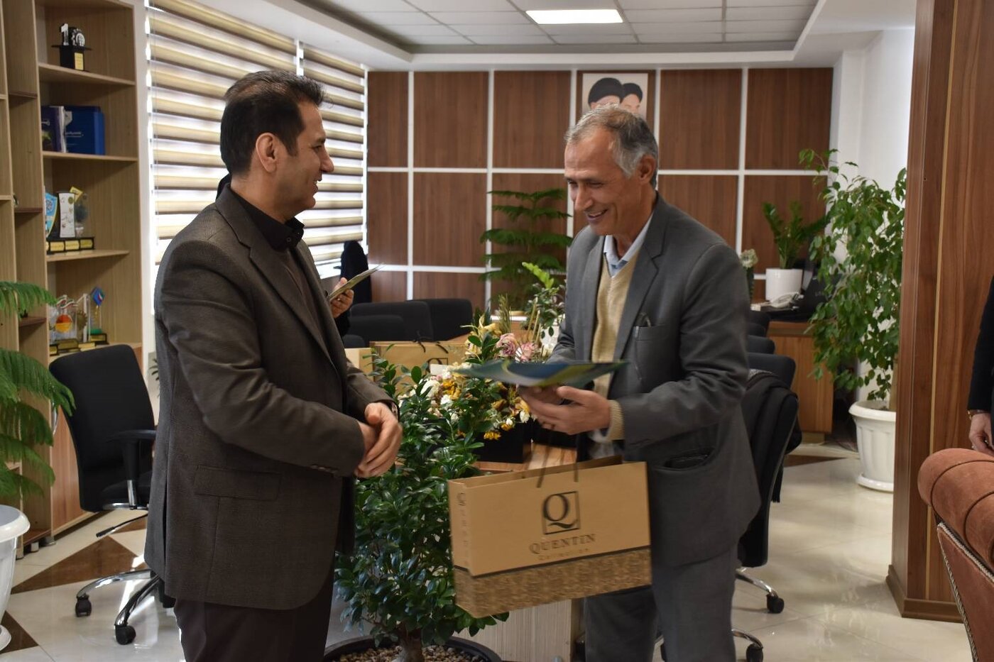 جانبازان تندیس زنده ایثارگری